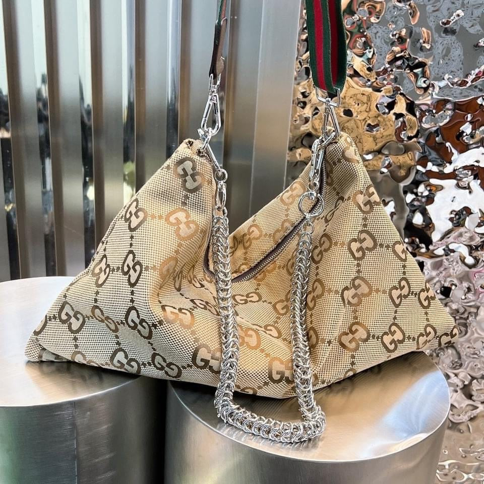 Big GG's Purse with Chain